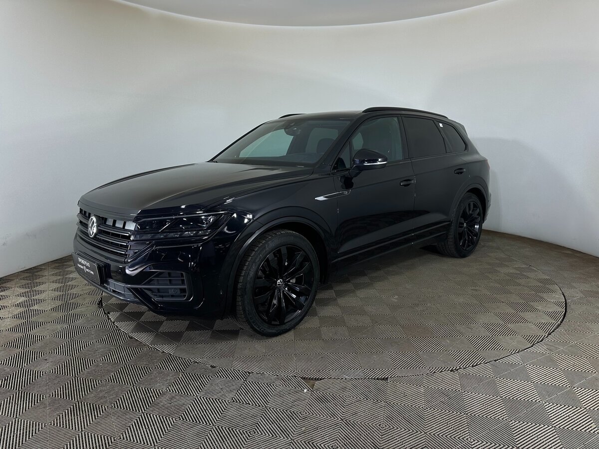 Открыть фотографии: Volkswagen Touareg III