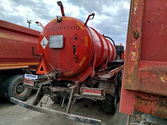 2020 КамАЗ 43118, оранжевый, 4420000 рублей - вид 2