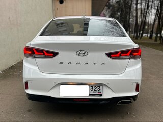 2019 Hyundai Sonata VII (LF) Рестайлинг, белый, 2050000 рублей, вид 5