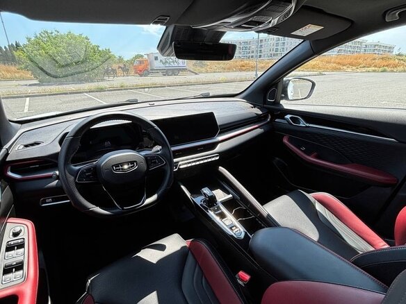 2023 Geely Coolray (Binyue Cool) I Рестайлинг, белый - вид 17