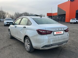 2024 Lada (ВАЗ) Vesta I Рестайлинг (NG), белый, 870000 рублей, вид 2