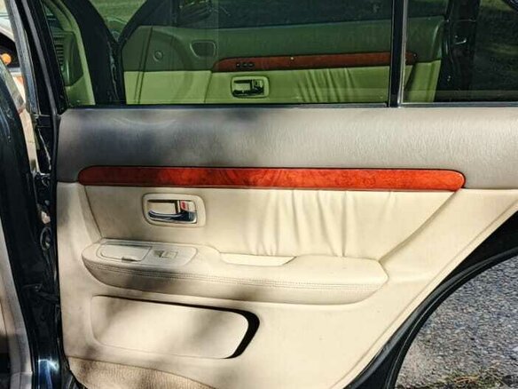 1998 Toyota Progres, чёрный, 999000 рублей - вид 9