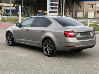 2017 Skoda Octavia III (A7) Рестайлинг, бежевый, 1650000 рублей, вид 4