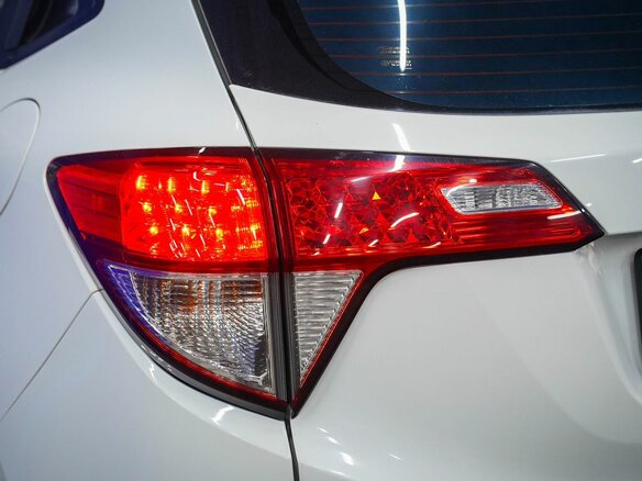 2020 Honda Vezel I Рестайлинг, белый - вид 18