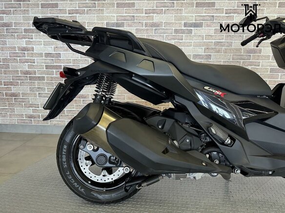 2021 BMW C 400 X, чёрный, 685000 рублей - вид 12