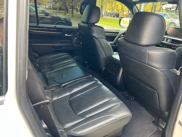 2018 Lexus LX 450d III Рестайлинг 2, белый, 6500000 рублей - вид 12