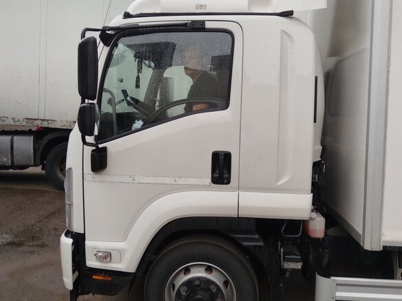 2024 Isuzu Forward (F-Series), белый, 7300000 рублей - вид 6