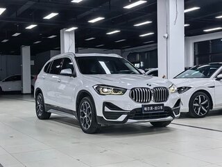2022 BMW X1 Long 20Li sDrive II (F48) Рестайлинг, белый, 2080000 рублей, вид 3