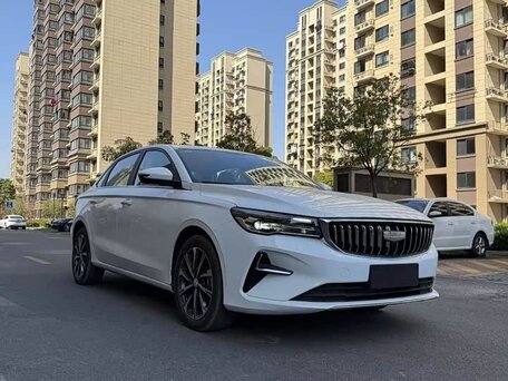 2022 Geely Emgrand II, белый, 1230000 рублей, вид 3