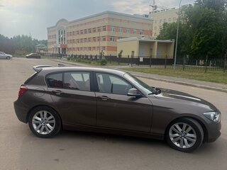 2012 BMW 1 серии 116i II (F20/F21), коричневый, 1200000 рублей, вид 4