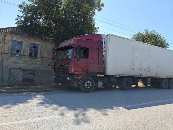 1995 DAF 95, красный, 1000000 рублей - вид 4