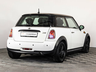 2011 Mini Hatch One II (R56) Рестайлинг, белый, 849000 рублей, вид 5