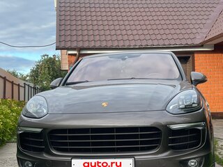 2016 Porsche Cayenne S II Рестайлинг (958), коричневый, 6200000 рублей, вид 2