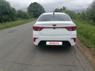 2018 Kia Rio IV, белый, 1275000 рублей, вид 4