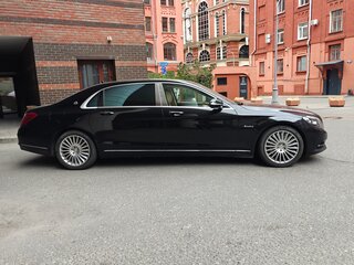 2016 Mercedes-Benz Maybach S-Класс 500 I (X222), чёрный, 5400000 рублей, вид 4