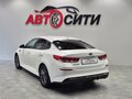 2018 Kia Optima IV Рестайлинг, белый, 1355000 рублей - вид 5