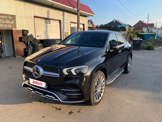 2020 Mercedes-Benz GLE Coupe 350 d II (C167), чёрный, 8000000 рублей, вид 3