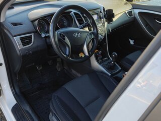 2014 Hyundai i30 II, белый, 700000 рублей, вид 3