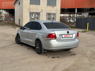 2014 Volkswagen Polo V, серебристый, 610000 рублей, вид 3