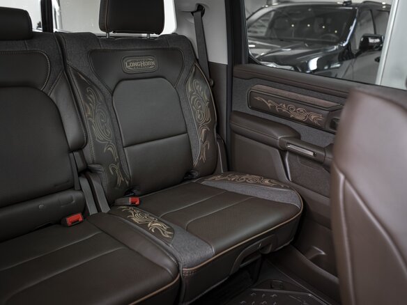 2026 Ram 1500 Crew Cab V Рестайлинг, синий, 9590000 рублей - вид 26