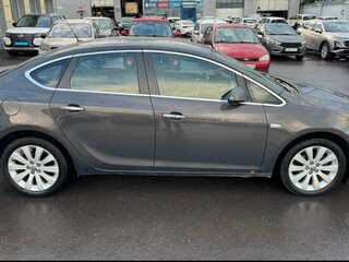 2013 Opel Astra J Рестайлинг, серый, 929000 рублей, вид 4