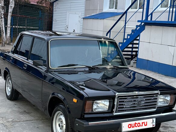 2010 Lada (ВАЗ) 2107, чёрный, 300000 рублей