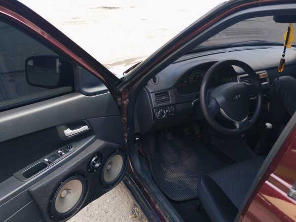 2012 Lada (ВАЗ) Priora I, пурпурный, 320000 рублей - вид 4