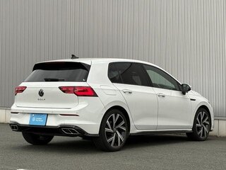 2022 Volkswagen Golf VIII, белый, 1900000 рублей, вид 3