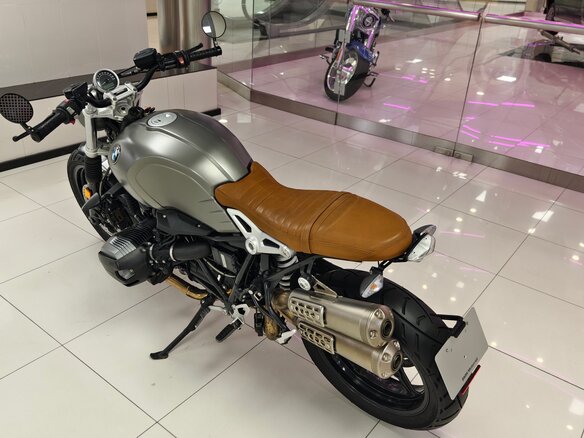 2017 BMW R Nine T Scrambler, серебристый, 1150000 рублей - вид 7