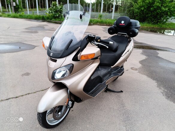 2002 Suzuki Burgman (SkyWave) 650, бежевый, 225000 рублей - вид 7