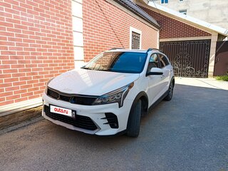 2021 Kia Rio X IV Рестайлинг, белый, 1565000 рублей, вид 5