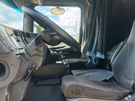 2002 Scania 4-Series, белый, 690000 рублей, вид 4