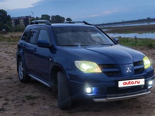 2005 Mitsubishi Outlander I, синий, 400000 рублей, вид 2