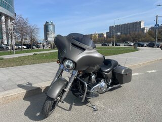 2014 Harley-Davidson Street Glide, серый, 1250000 рублей, вид 4