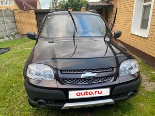 2013 Chevrolet Niva I Рестайлинг, коричневый, 480000 рублей, вид 1