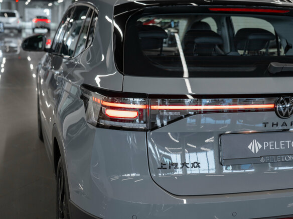 2026 Volkswagen Tharu XR, серый, 2890000 рублей - вид 24
