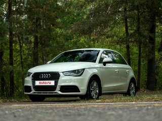 2013 Audi A1 I (8X), белый, 900000 рублей, вид 1