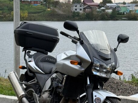 2006 Kawasaki Z 750, серебристый, 450000 рублей, вид 1