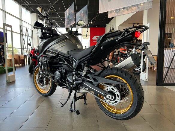 2026 QJMotor SRT 900 SX, чёрный, 949000 рублей - вид 4