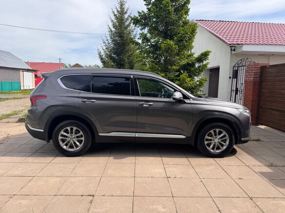 2021 Hyundai Santa Fe IV Рестайлинг, серый, 3029000 рублей - вид 6