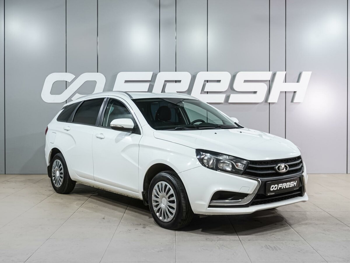 Открыть фотографии: Lada (ВАЗ) Vesta I