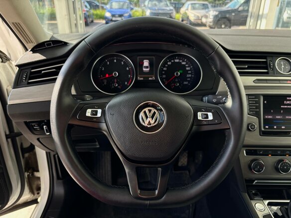 2017 Volkswagen Passat B8, белый, 1519000 рублей - вид 10