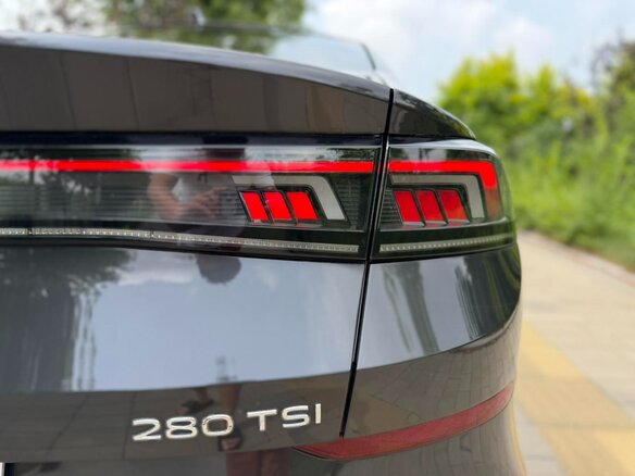 2023 Volkswagen Lamando L II, чёрный, 1710005 рублей - вид 7