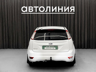 2011 Ford Focus II Рестайлинг, белый, 660000 рублей, вид 4