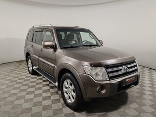 2010 Mitsubishi Pajero IV, коричневый, 1799000 рублей, вид 3