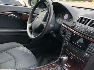 2006 Mercedes-Benz E-Класс 200 III (W211, S211), чёрный, 998000 рублей, вид 3
