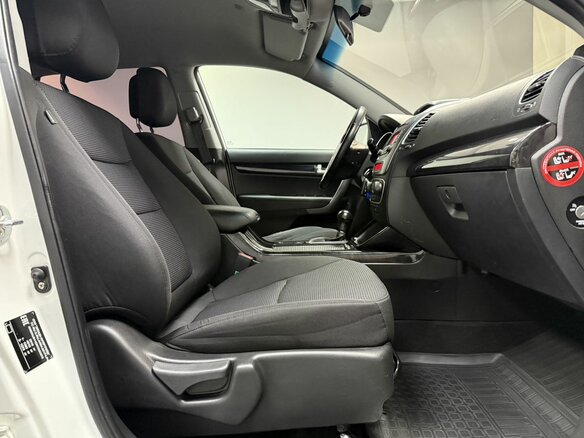 2019 Kia Sorento II Рестайлинг, белый, 2120000 рублей - вид 23