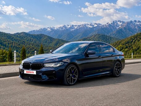 2017 BMW 5 серии 540i xDrive VII (G30/G31/G38), синий, 3949000 рублей, вид 5