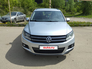 2011 Volkswagen Tiguan I Рестайлинг, серебристый, 950000 рублей, вид 3