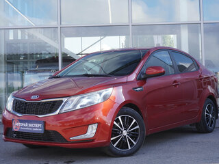 2013 Kia Rio 4-speed III, красный, 877000 рублей, вид 1